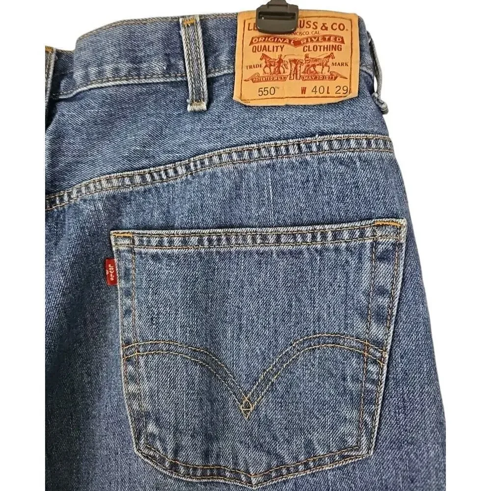 Levi's 550 ~Men's Size 40×29~ Blue Denim Relaxed Fit Straight Jeans 100% Cotton.